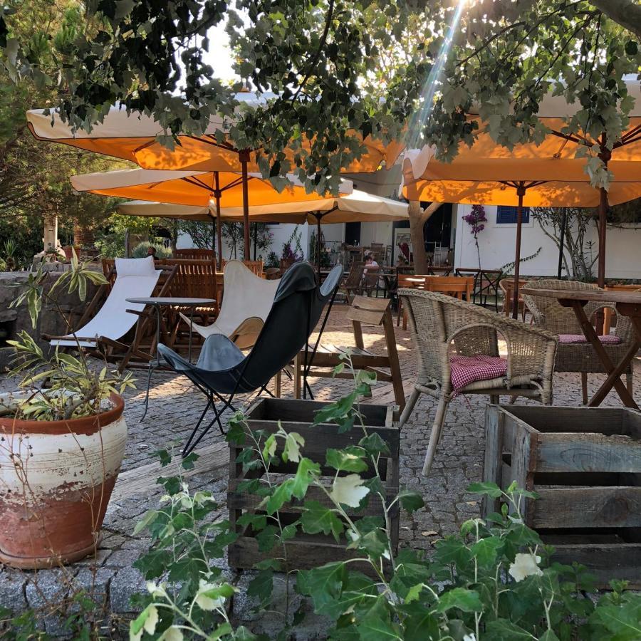 Akvaryum Hotel Bozcaada Exteriör bild