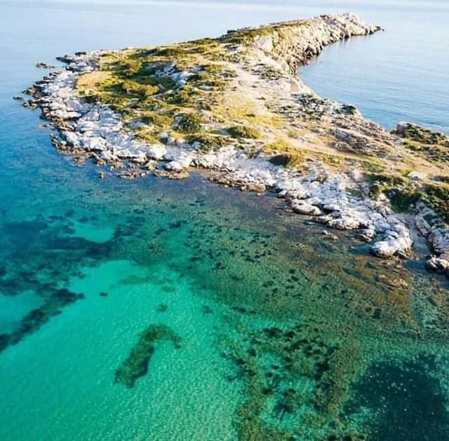 Akvaryum Hotel Bozcaada Exteriör bild
