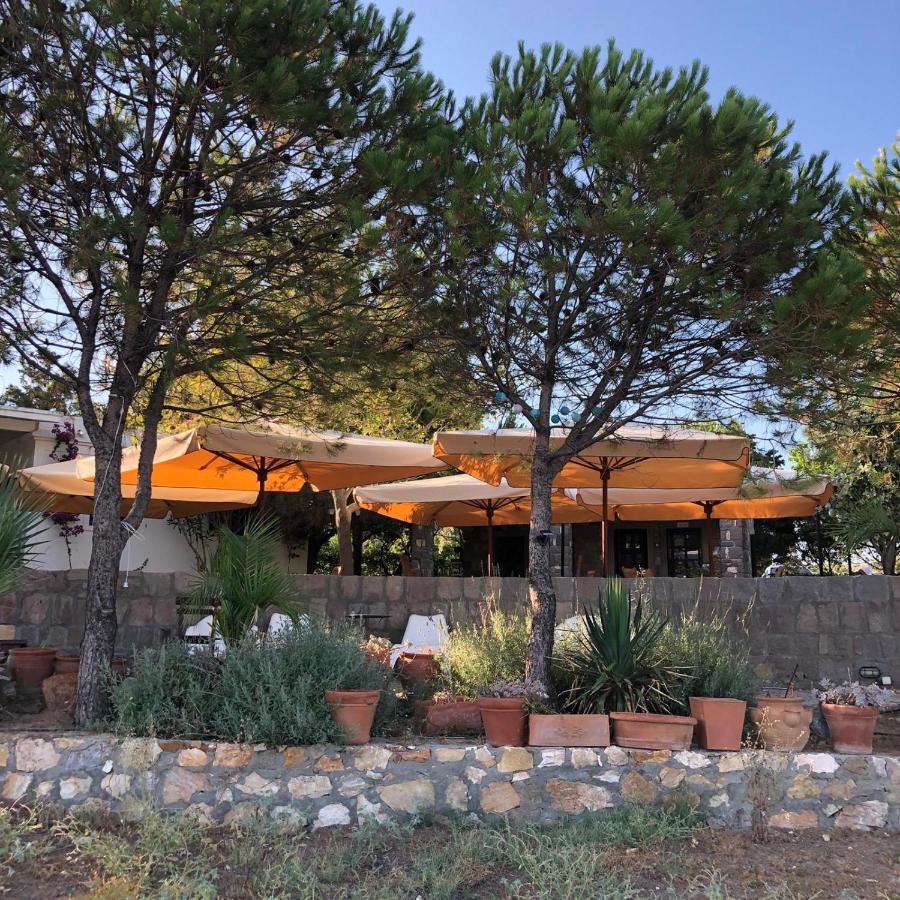 Akvaryum Hotel Bozcaada Exteriör bild